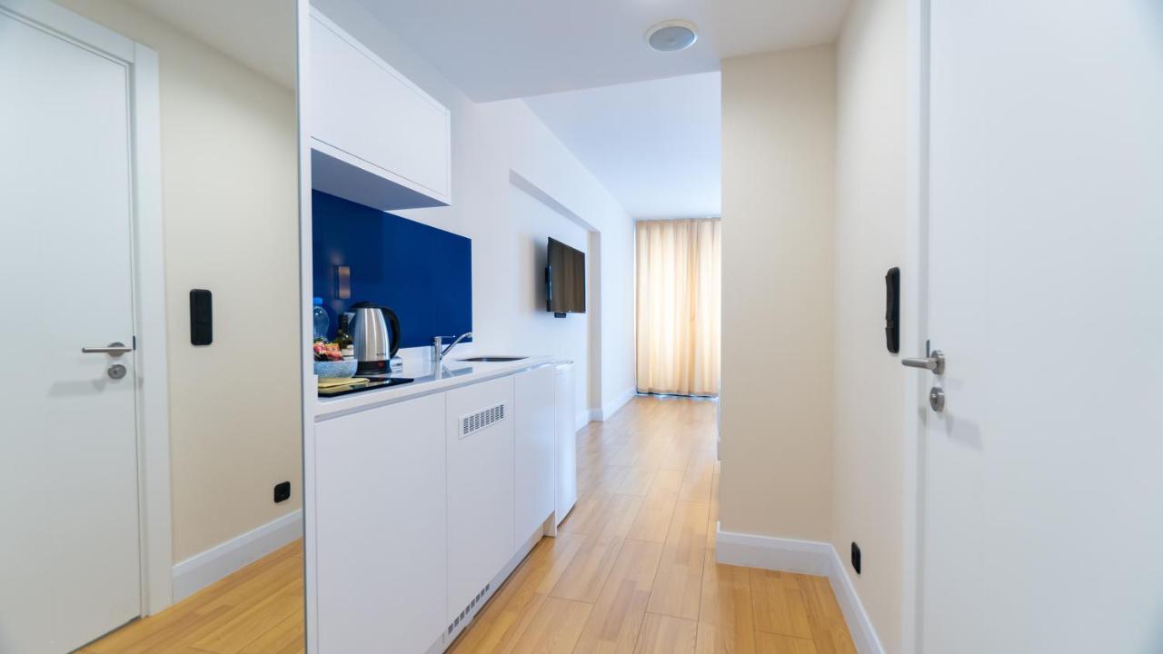 Smart Aparthotel Orbi City Batumi Exterior photo