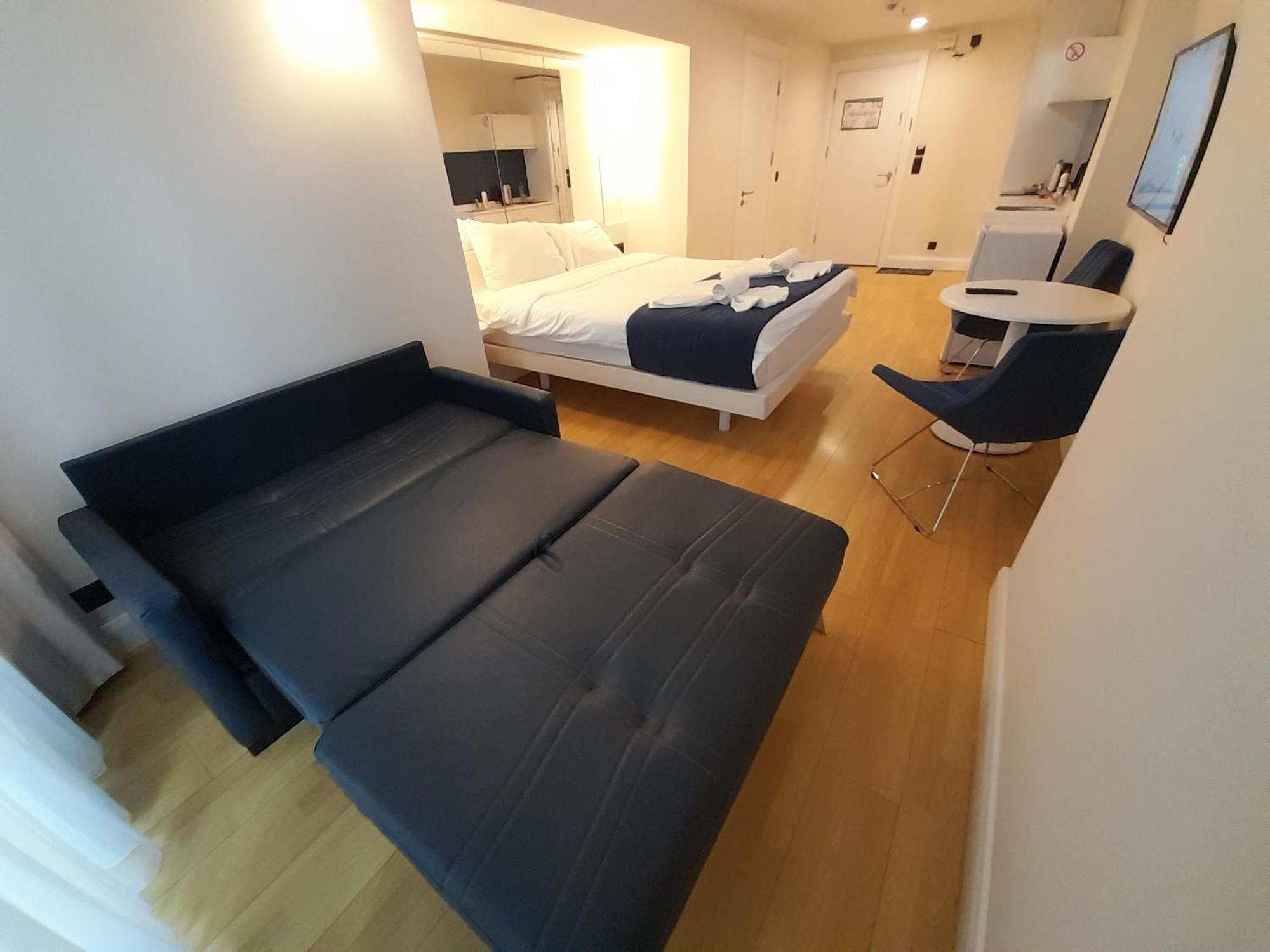 Smart Aparthotel Orbi City Batumi Room photo