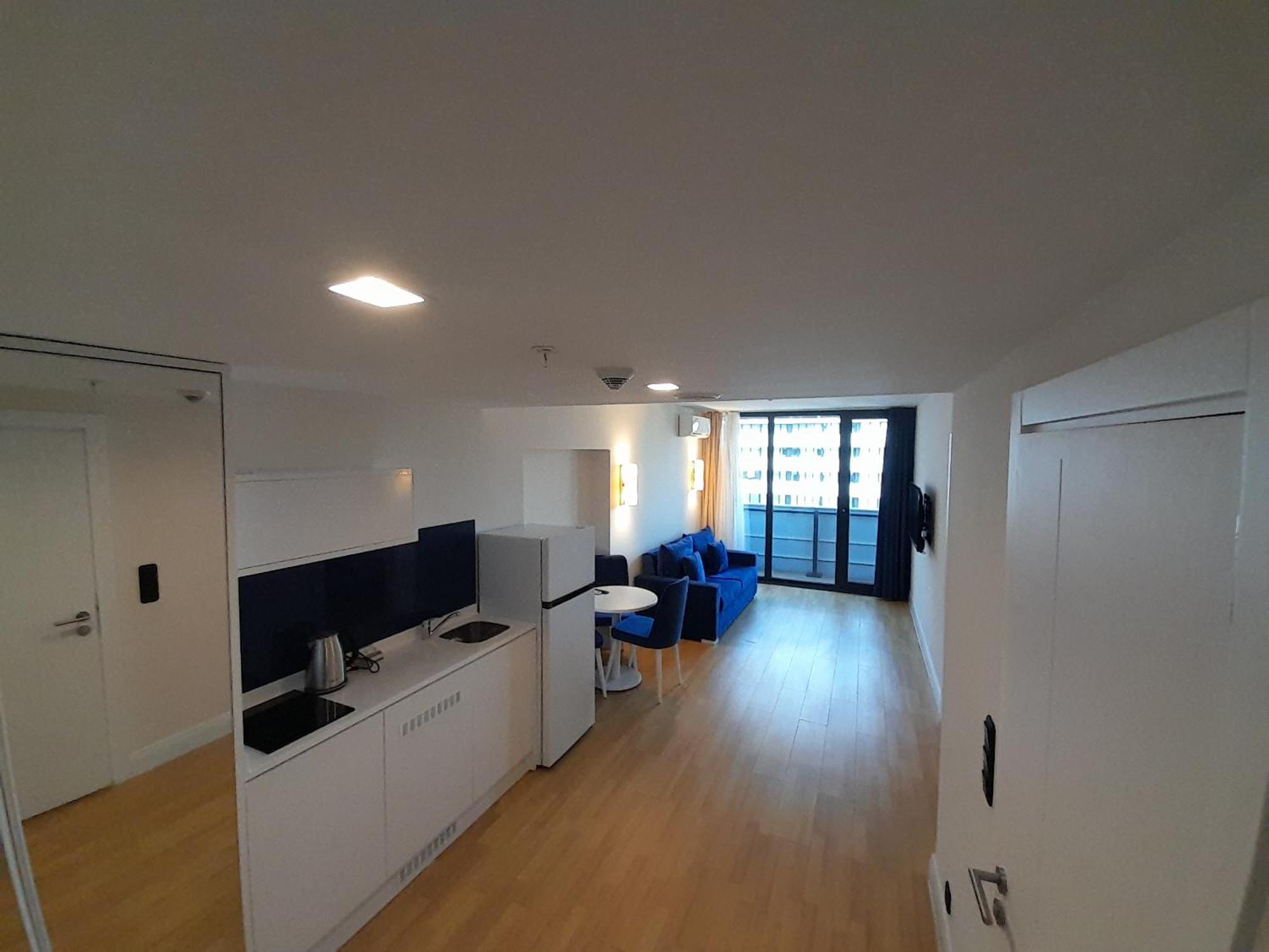 Smart Aparthotel Orbi City Batumi Room photo